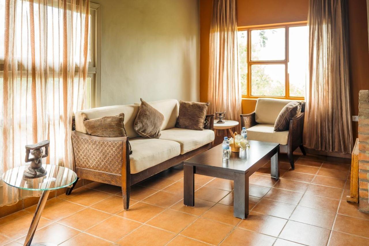 นยุงเว ท็อปวิว ฮิลล์ โฮเต็ล Villa Gisenyi ภายนอก รูปภาพ